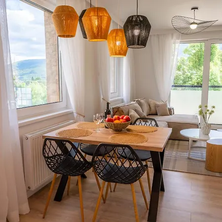 Z Tarasem Blisko Stoku By Four Seasons *