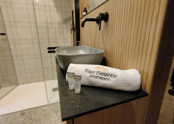 Z Tarasem Blisko Stoku By Four Seasons Lejlighed *